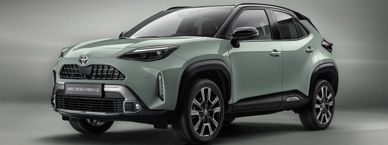 A Toyota Yaris Cross side on.